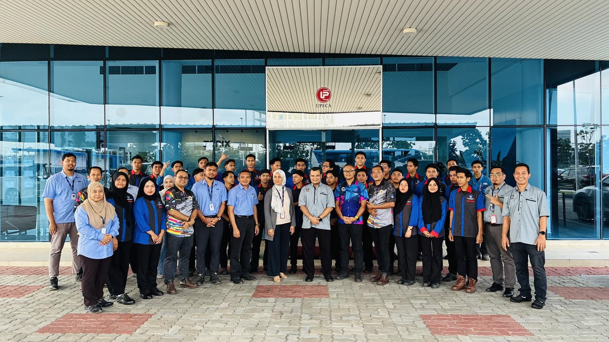 Lawatan Pendedahan Industri Dan Sinergi Strategik IKBN Pekan Di Zenix Aerospace UPECA