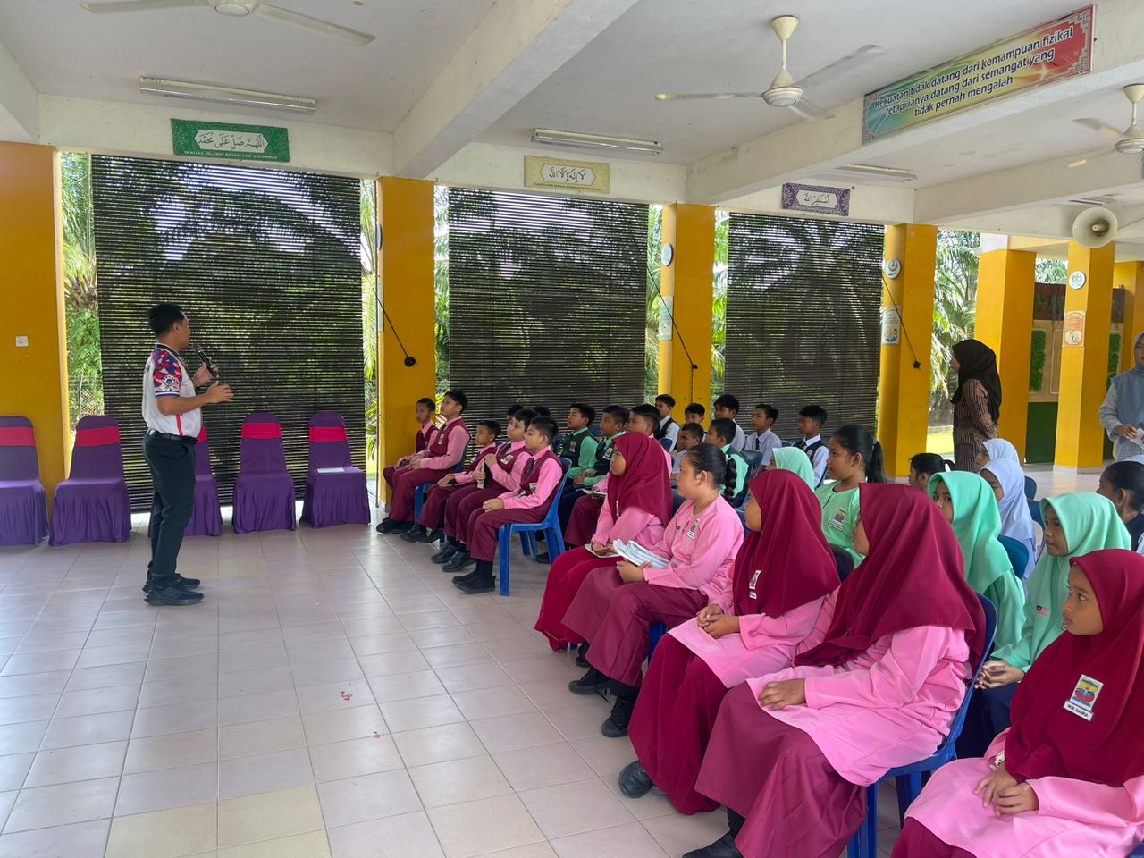 Jemputan Sebagai Penceramah Kem Kepimpinan SK Kinchir, Pekan