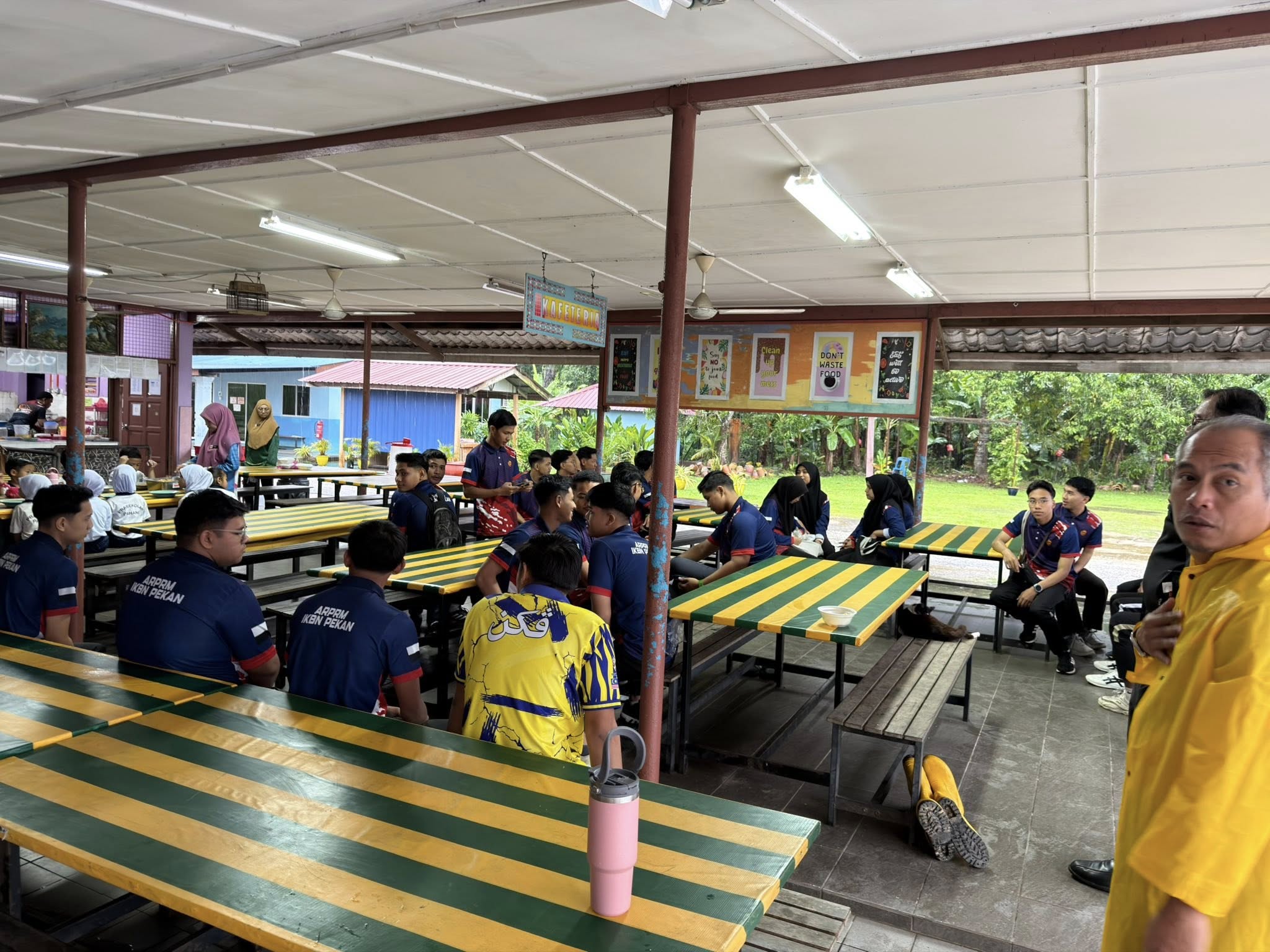 Program Sukarelawan Misi Bantuan Pra-Banjir di SK Paloh Hinai