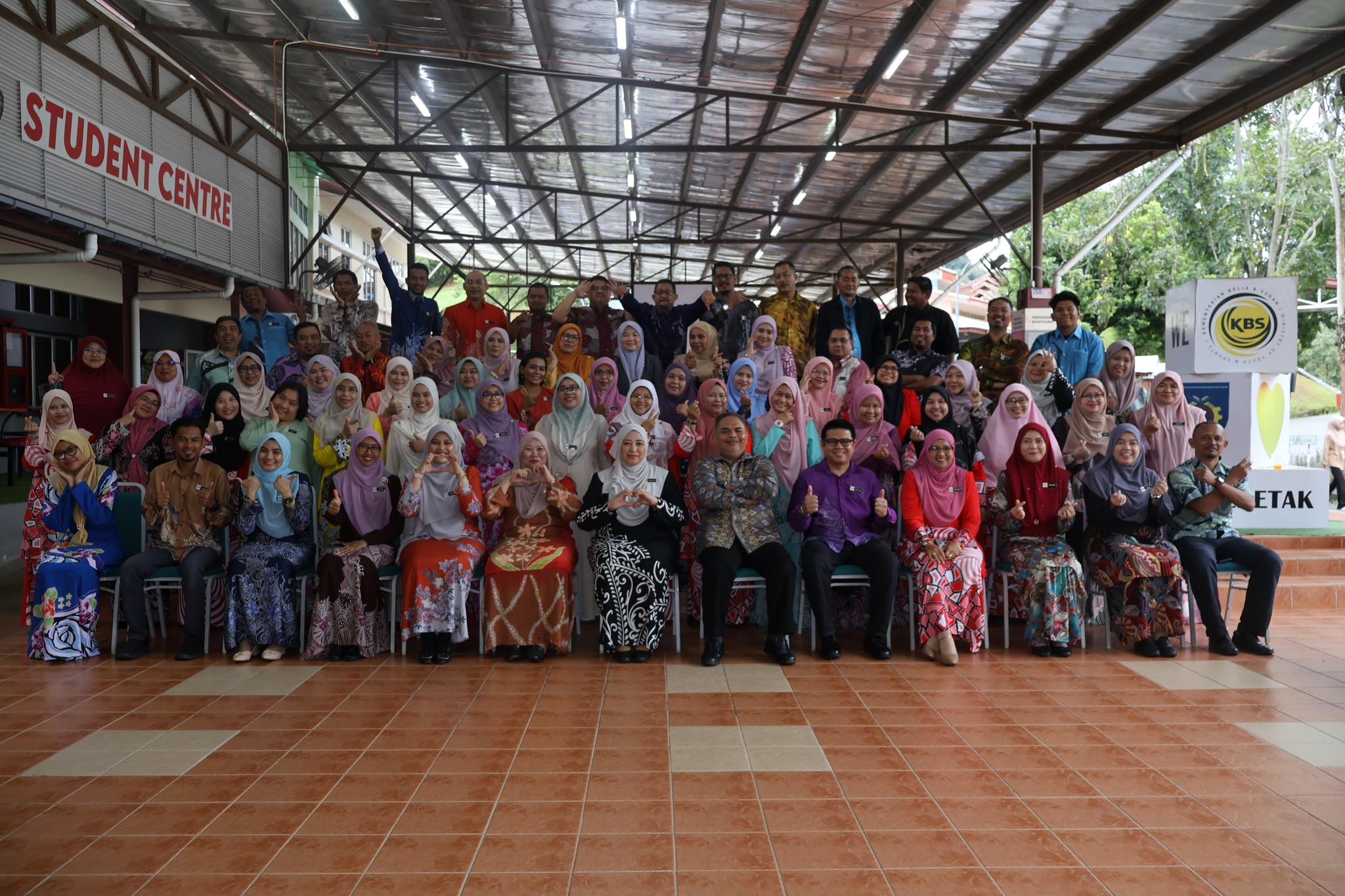 HARI BATIK MALAYSIA 2025