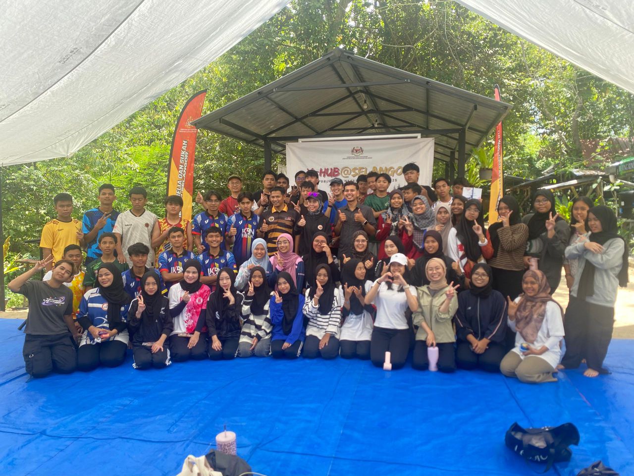 LIMA PELAJAR SERTAI “YOUTH CAMP: KEMAHIRAN ASAS PERKHEMAHAN” ANJURAN JBS SELANGOR