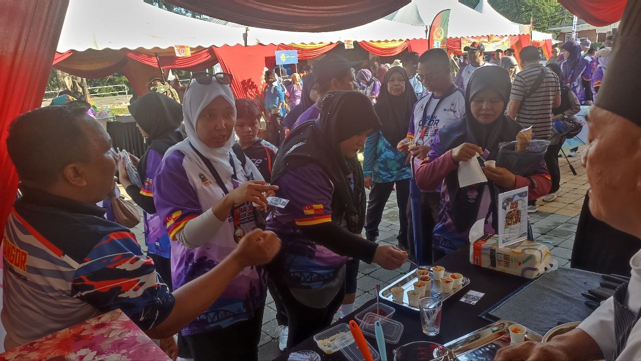IKBN PERETAK MERIAHKAN HARI TANPA KENDERAAN DAN LARIAN OBOR SEMPENA SUKAN SUKMA 2026