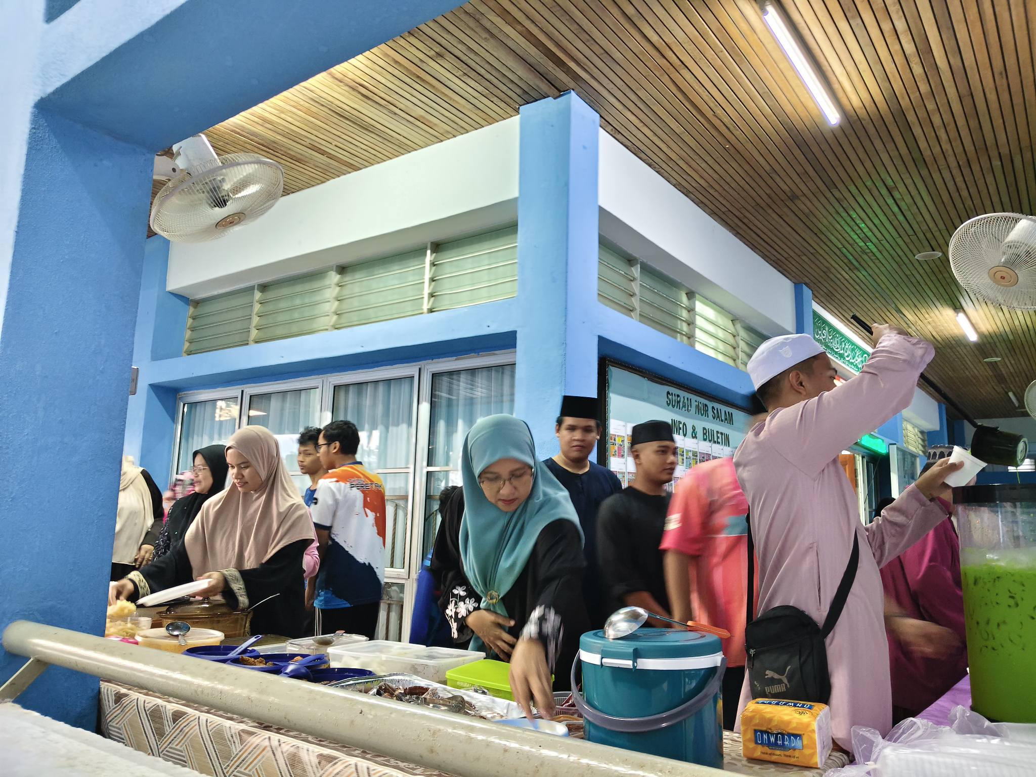 PROGRAM IFTAR JAMAIE KUARTERS MENYEMAI DAN MENGERATKAN UKHUWAH WARGA IKBN PERETAK