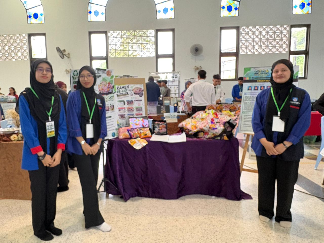 PERTANDINGAN IDEA KITAR SEMULA KREATIF DAN INOVATIF PERINGKAT ANTARABANGSA