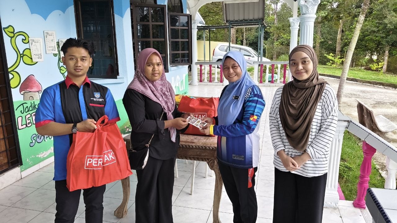 PROGRAM SENTUHAN KASIH KOMUNITI IKBN PERETAK