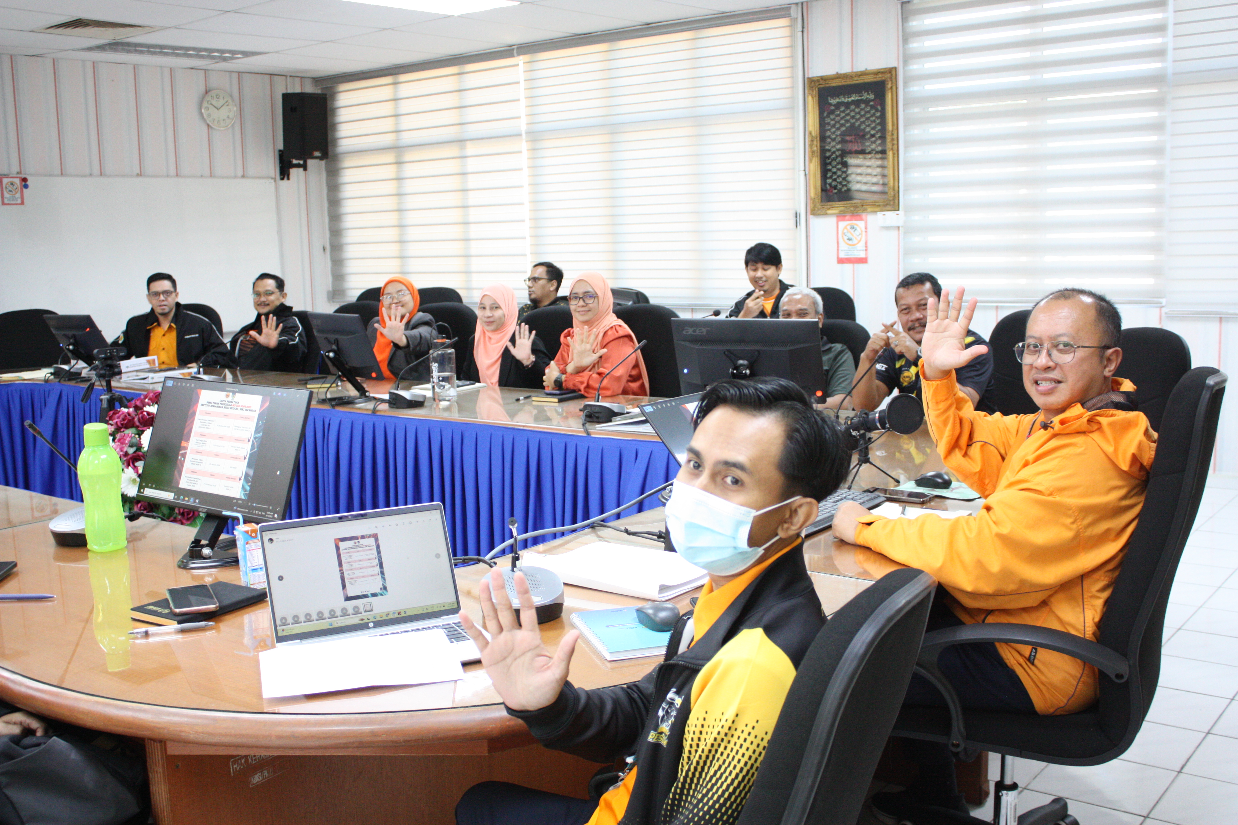 SOLIDARITI OREN: WARGA IKBN SERI ISKANDAR MENYOKONG SAMBUTAN HARI MENANGANI KEGANASAN TERHADAP WANITA