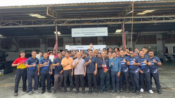 KURSUS ROMBAK DAN RAWAT ENJIN DIESEL BERSAMA JBPM DENGAN KERJASAMA MEGA TRANS AUTO ENTERPRISE ANJURAN IKTBN DUSUN TUA