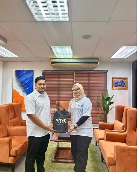  sesi Perbincangan bersama Syarikat VFive Group 