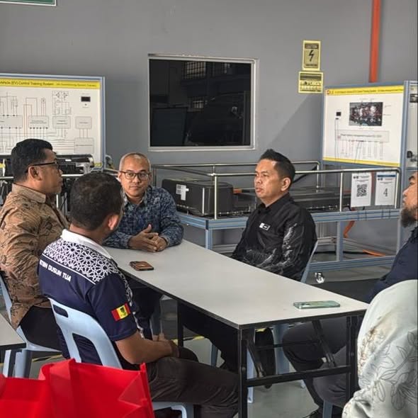 Kunjungan Dari Projek Pembangunan Kemahiran dan Profesionalisme Pengajar TVET, CIAST