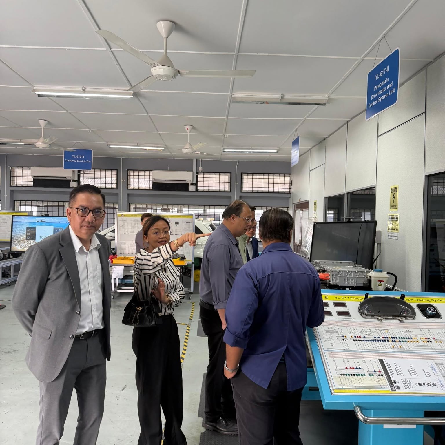 LAWATAN JALINAN KERJASAMA INDUSTRI GTEX ASIA SDN BHD DI IKTBN DUSUN TUA
