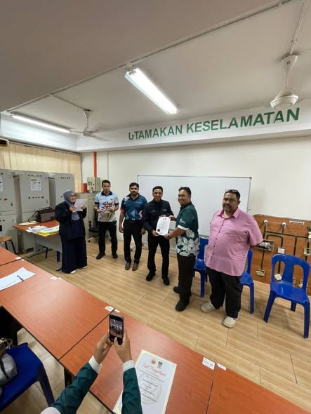 KURSUS ASAS PENDAWAIAN ELEKTRIK