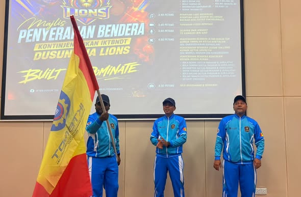 MAJLIS PENYERAHAN BENDERA KONTINJEN SUKAN IKTBN DUSUN TUA LIONS, PETANDA BERMULANYA PERJUANGAN 