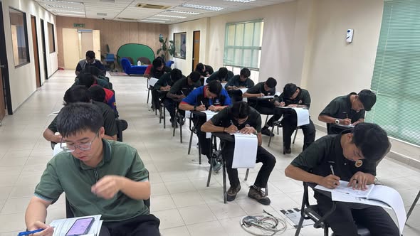TAKLIMAT LATIHAN INDUSTRI (LI) KEPADA PELAJAR TAHUN AKHIR IKTBN DUSUN TUA