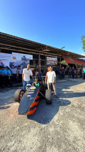 PENYERTAAN DUSUN TUA MOTORSPORT DEVELOPMENT TEAM (DTMDT) DI FORMULA STUDENT MALAYSIA 2026