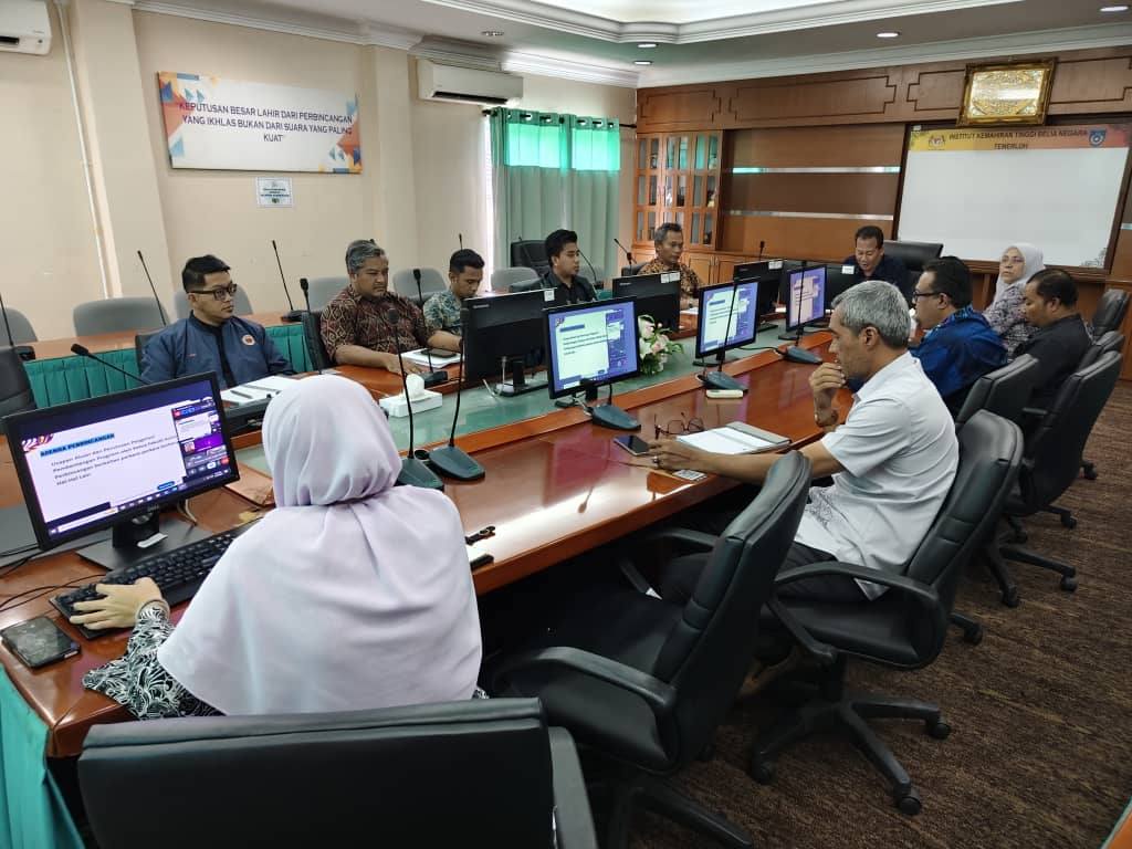 BENGKEL SEMAKAN KURIKULUM OLEH PANEL INDUSTRI DAN ALUMNI PROGRAM MQA