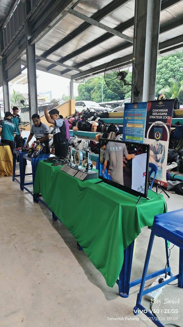 THROWBACK - IKTBN TEMERLOH MENERIMA JEMPUTAN MENGADAKAN PAMERAN KERJAYA DAN CERAMAH KERJAYA BERTAJUK 