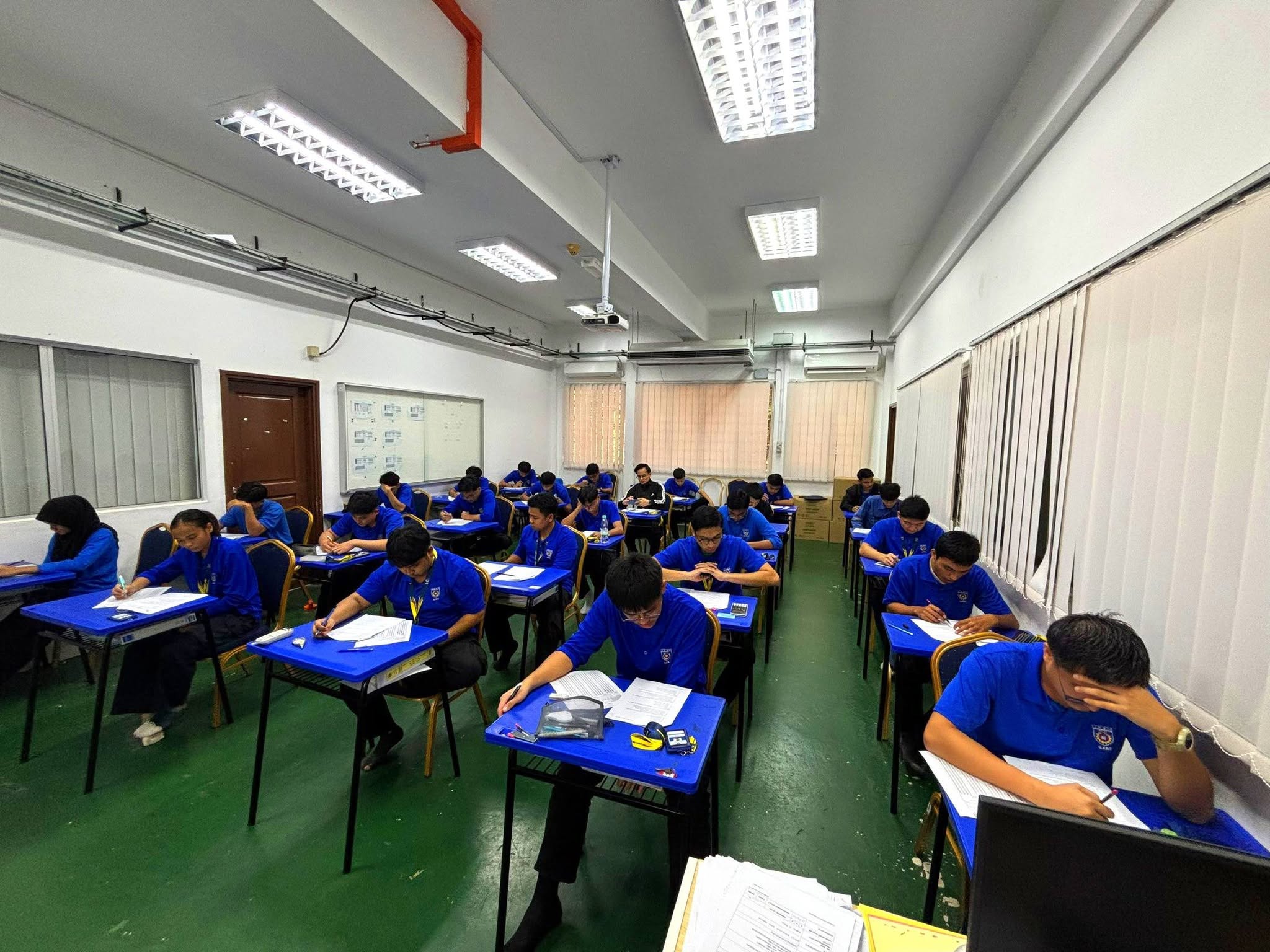 Peperiksaan Akhir ILKBS Sesi 2/2026 (Julai) kini sedang berlangsung di Institut Kemahiran Belia Negara (IKBN) Kinarut bermula 20 hingga 23 Julai 2026.