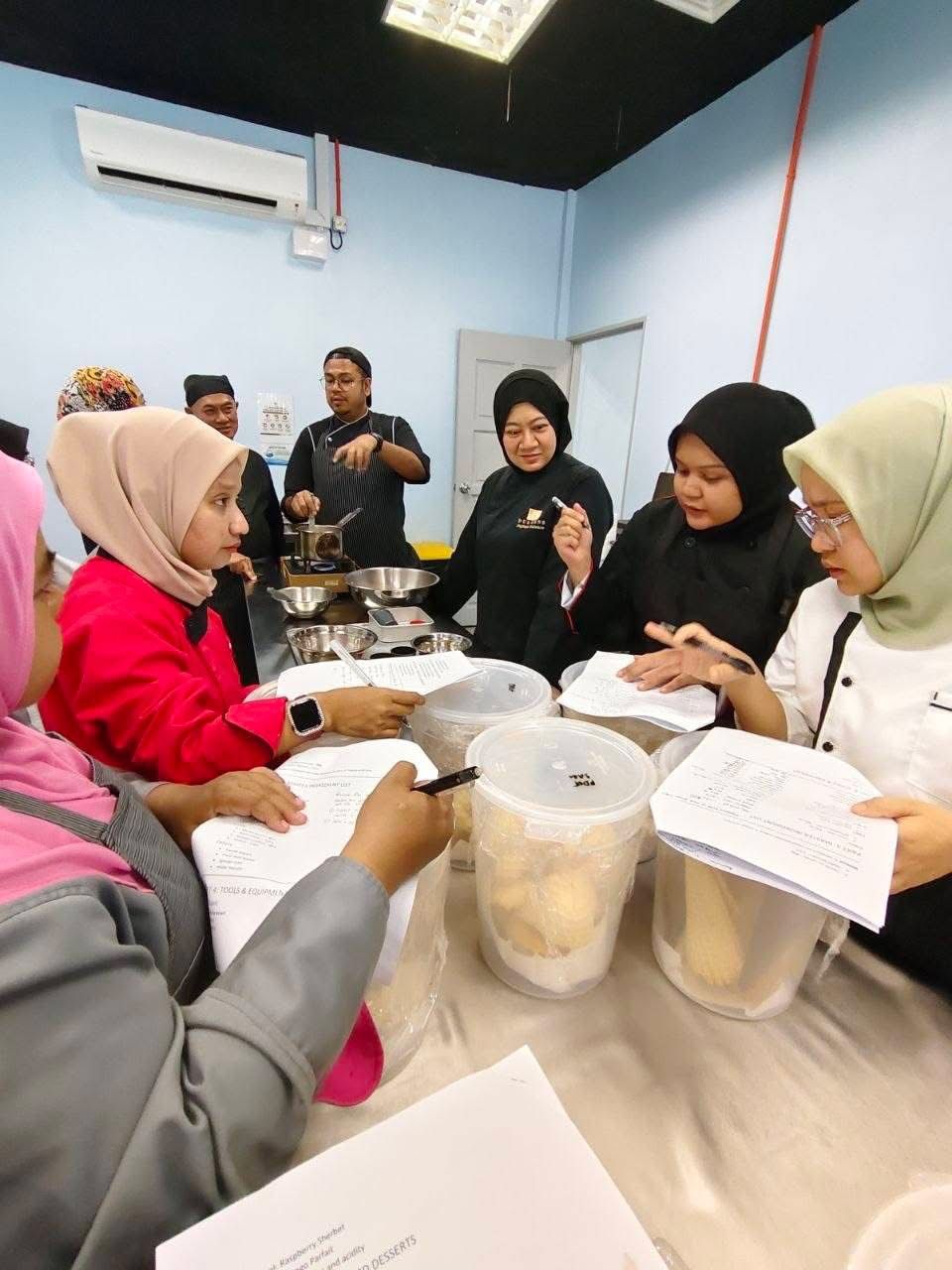 Kursus Reskilling, Upskilling and Professional (RUP): Mastering Production of Frozen Dessert