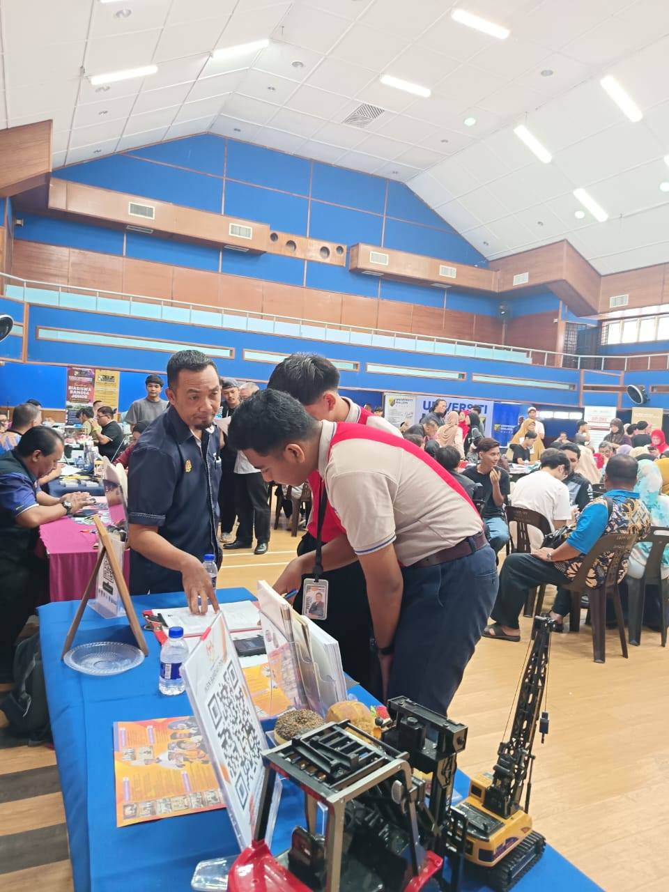 Pameran Promosi IKBN Bandar Penawar Sempena Program Jelajah Pendidikan Yayasan Makmur Kota Tinggi.