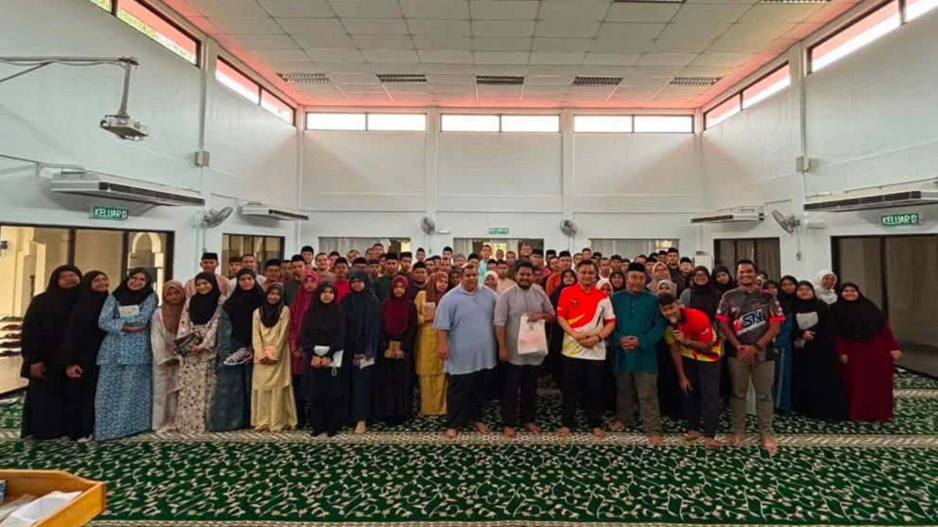CINTAI SOLAT PERKUKUH SAHSIAH PELAJAR BAHARU IKSN