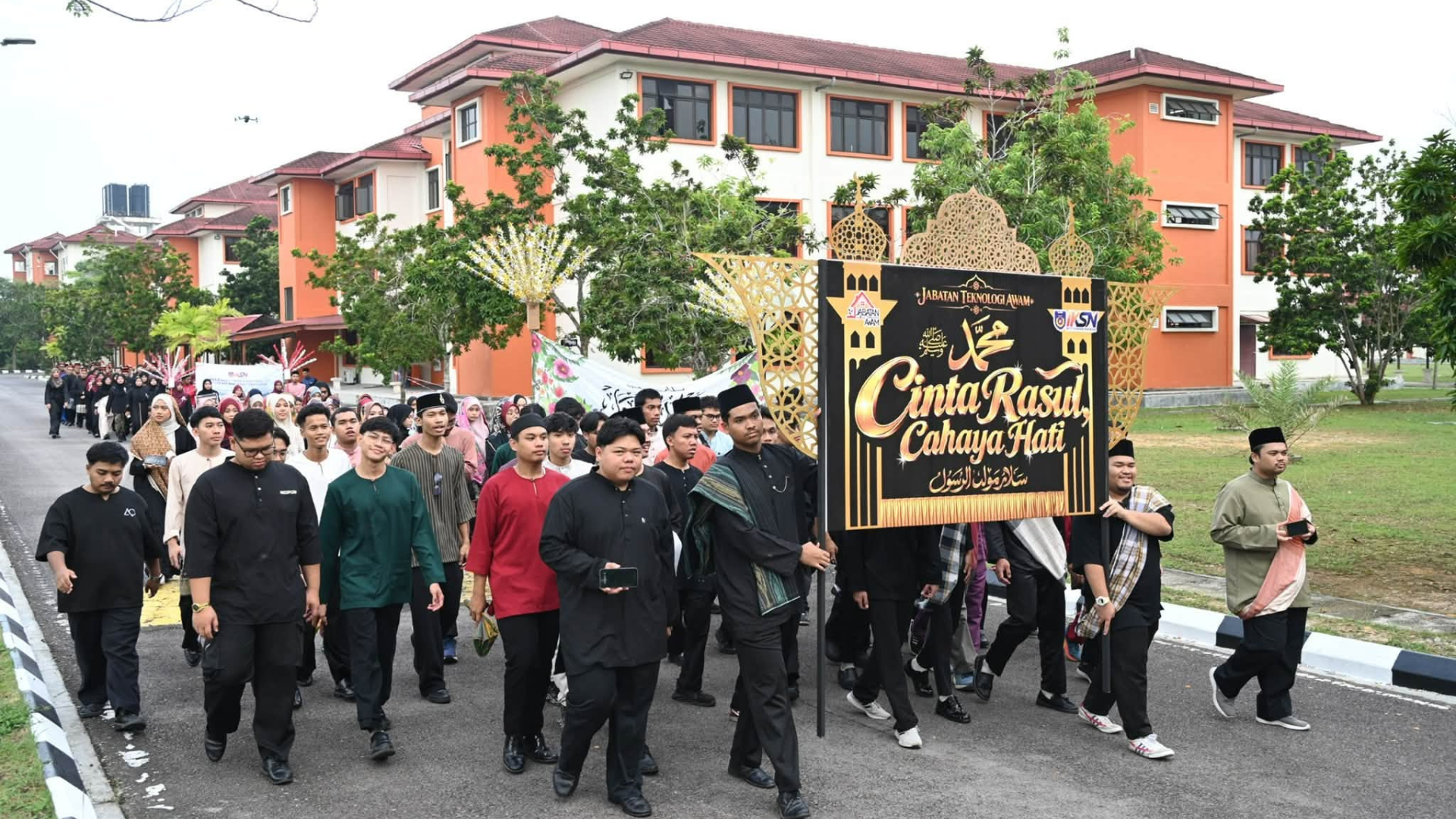 PERARAKAN MAULIDUR RASUL IKSN 1448H SEMARAKKAN CINTA RASULULLAH SAW