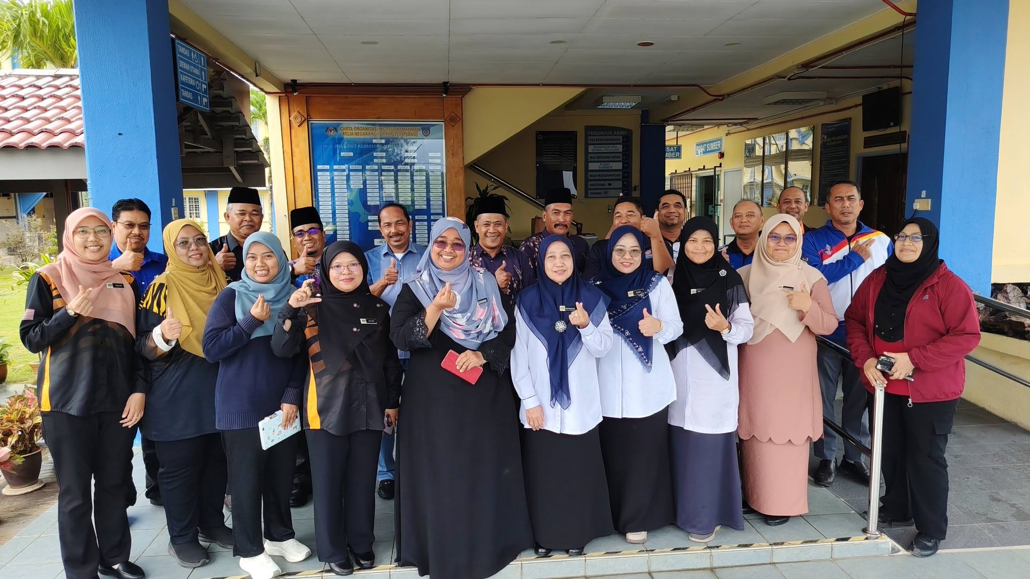 MENEROKA LALUAN TVET : KUNJUNGAN MUAFAKAT PIBG KAWASAN BUKIT SELAMBAU KE IKBN KUALA PERLIS