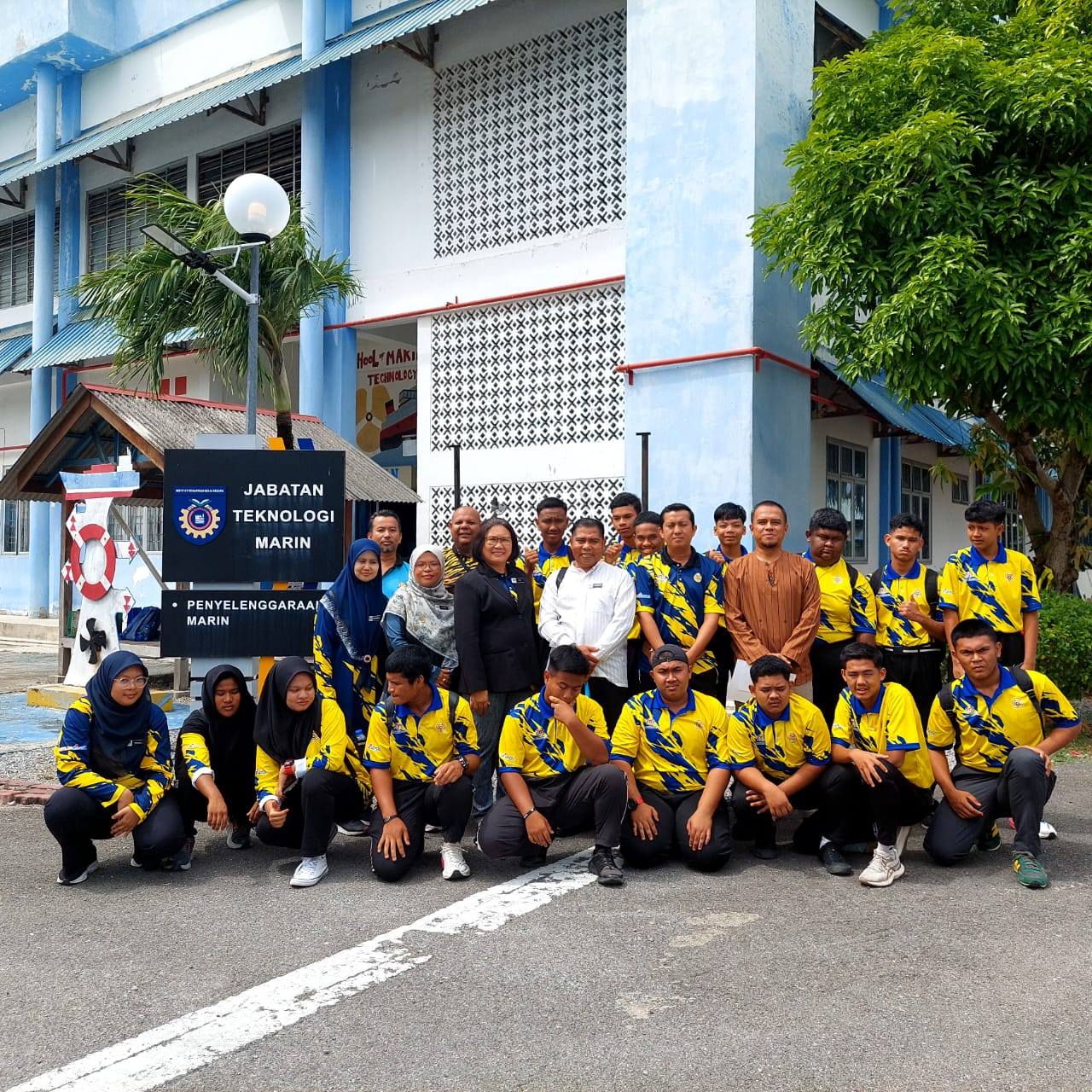 Pelajar PPKI SMK Dato' Jaafar Hassan Sertai Program Future Y-Skill : Safety On Ship
