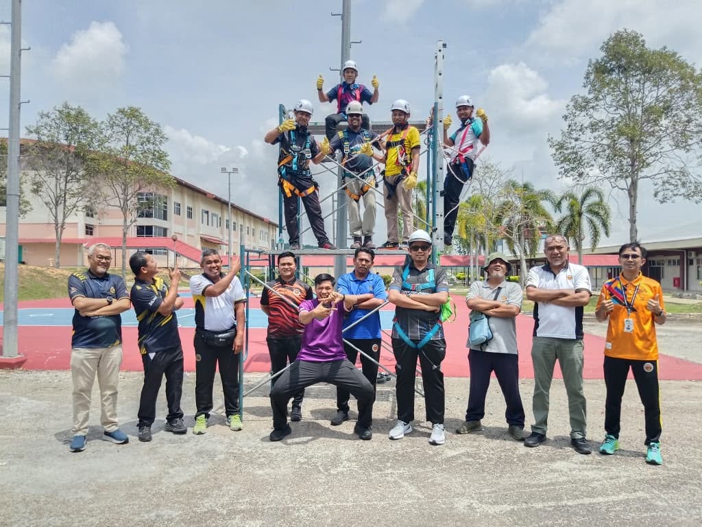 KURSUS ASAS BEKERJA TEMPAT TINGGI (WORK AT HEIGHT BASIC)