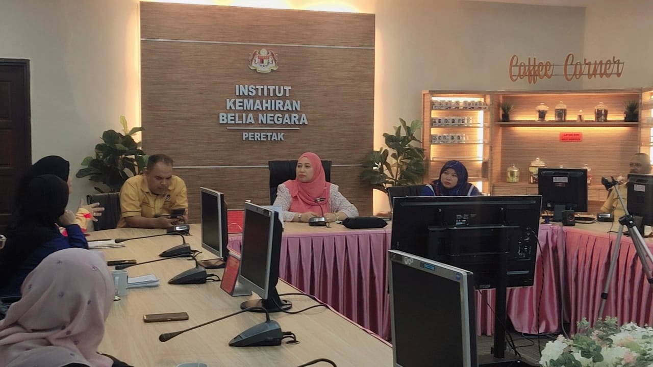 IKBN SERI ISKANDAR PERKUKUH PERSEDIAAN PENTAULIHAN COPTPA MELALUI LAWATAN STRATEGIK KE IKBN PERETAK