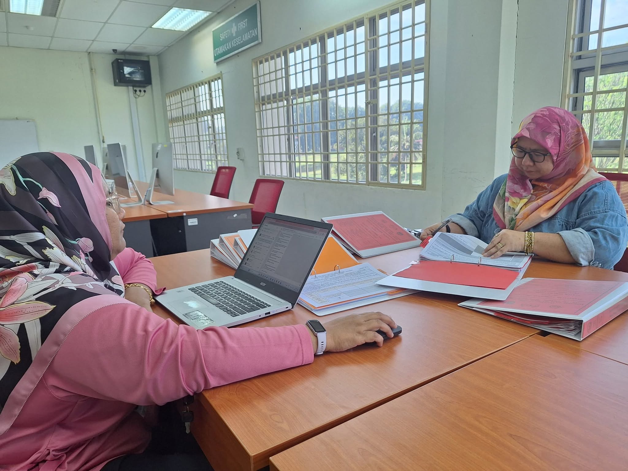PEPERIKSAAN AKHIR TEORI BAGI BIDANG PEREKABENTUK MULTIMEDIA PENGARANGAN 