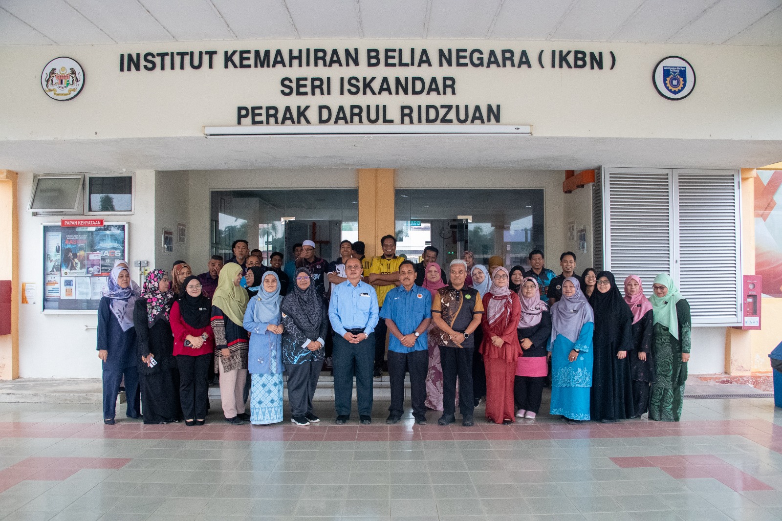 MAJLIS SANJUNG BUDI SEMPENA PERSARAAN ENCIK MOHD ISA BIN CHU MAT RASHID