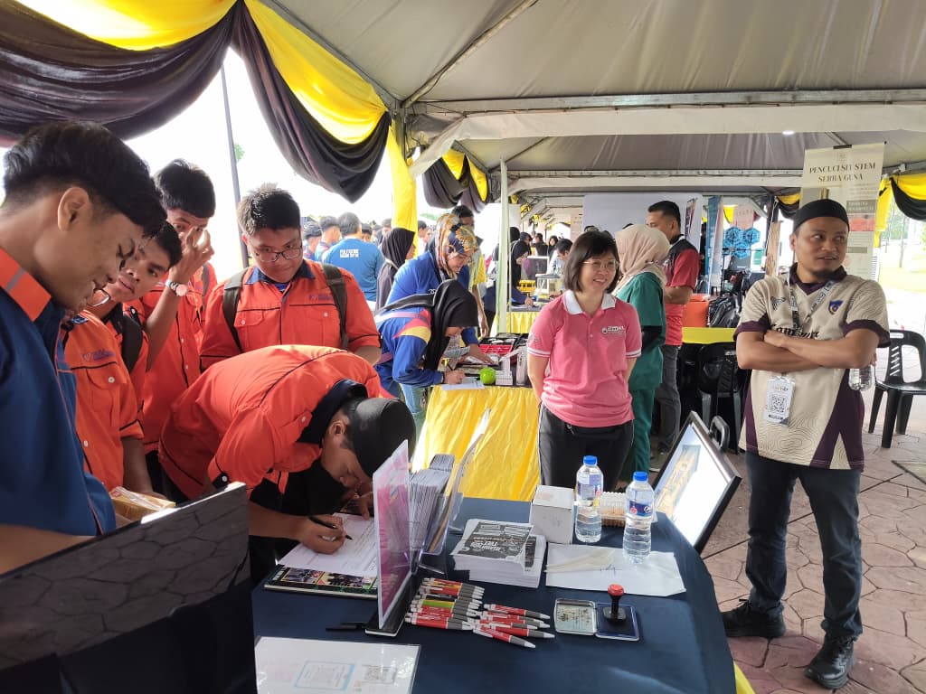 PAMERAN DAN PROMOSI SEMPENA PROGRAM JELAJAH AIM TVET NEGERI PERAK
