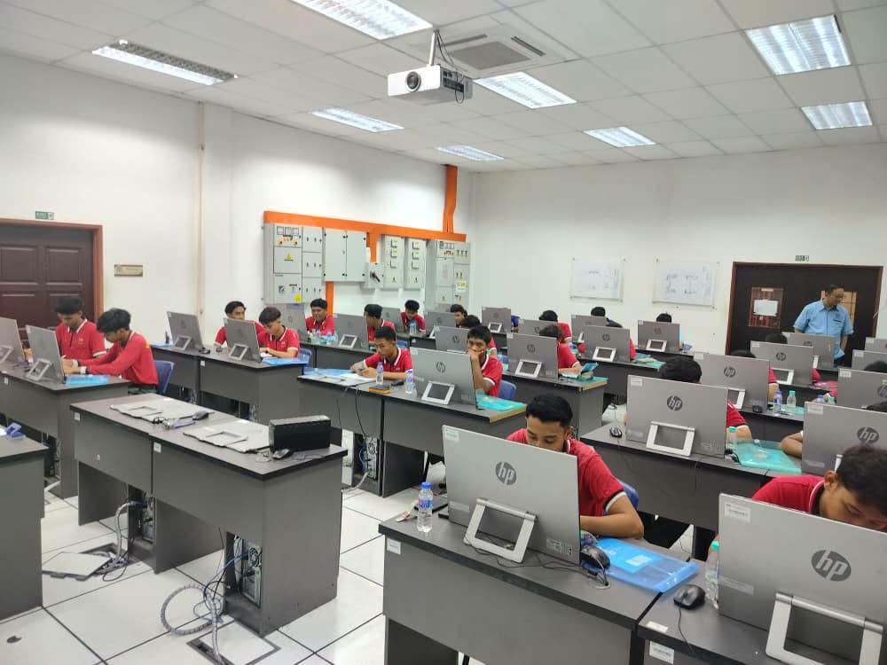 PROGRAM FUTURE YOUTH SKILLS @ IKBN NAKA