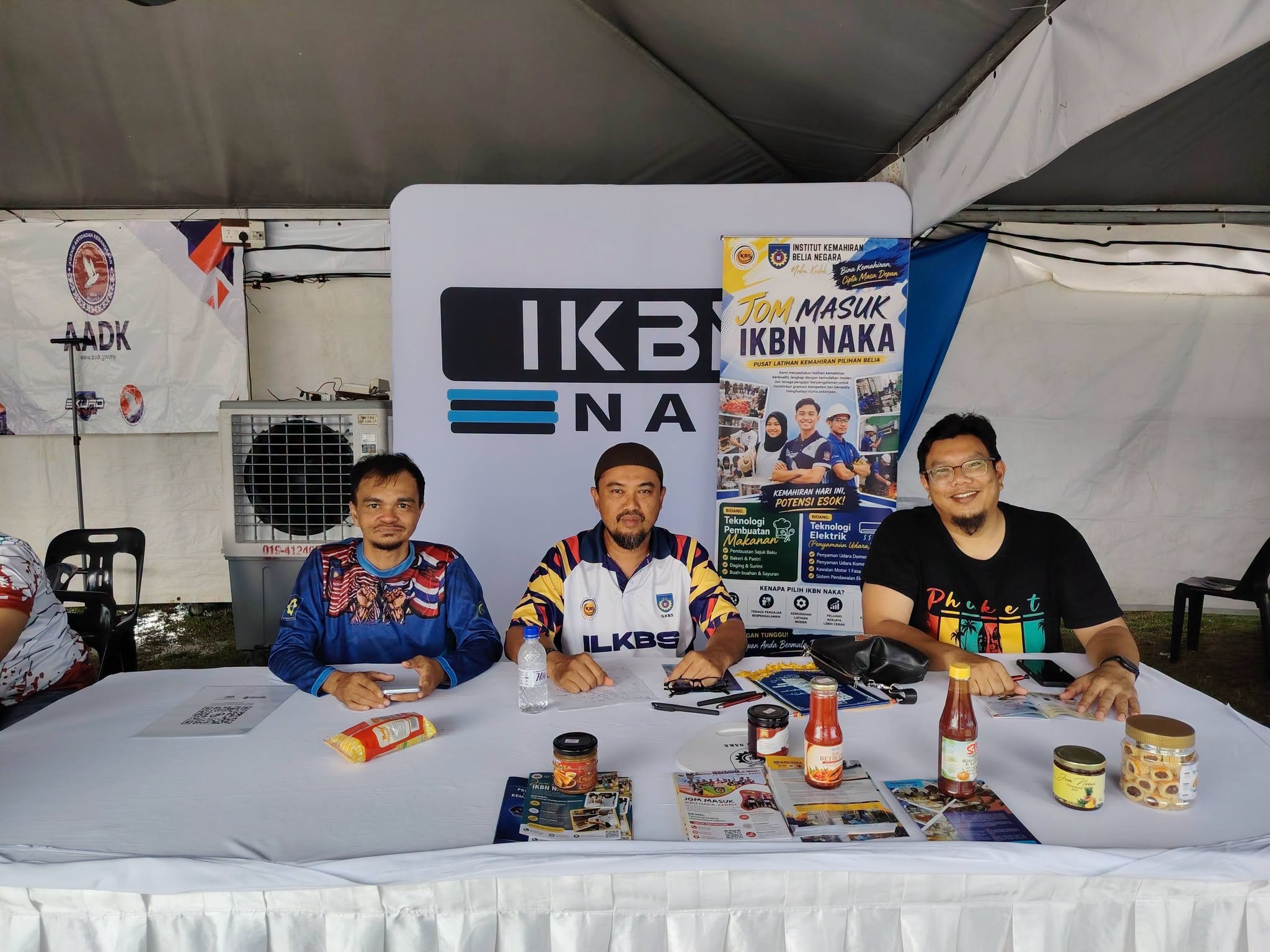 Pameran dan Jualan Produk berasaskan Pemprosesan Makanan Sempena Program MADANI IKBN Naka