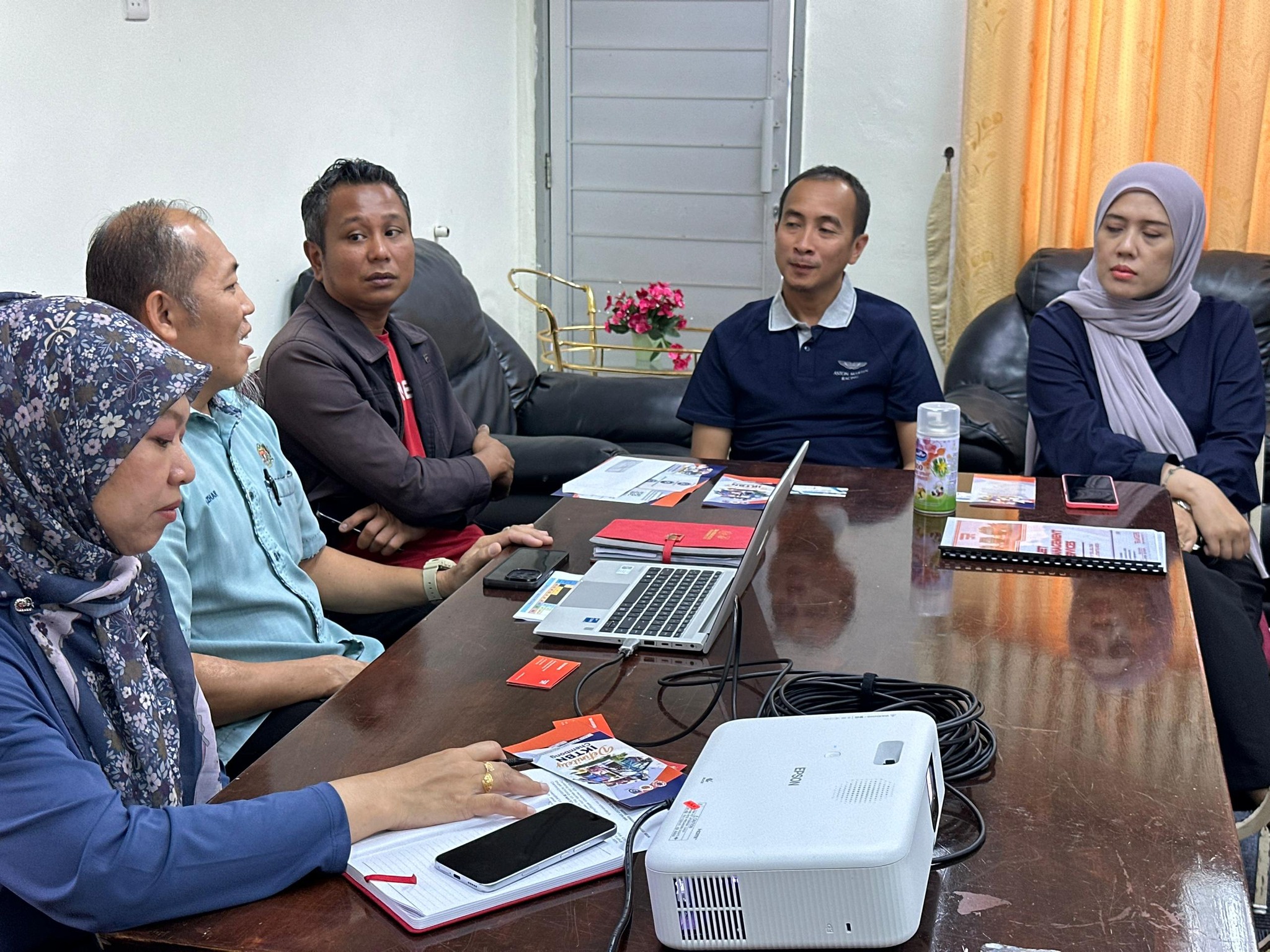 Perbincangan dua hala IKTBN Chembong dan Rangers Technology Sdn Bhd.