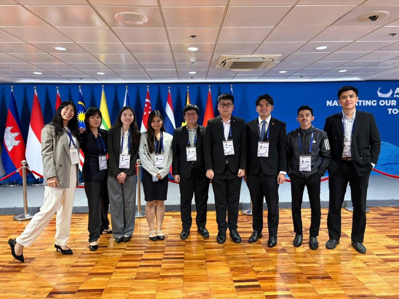ASEAN YOUTH ON SUMMIT AT PHILIPPINES