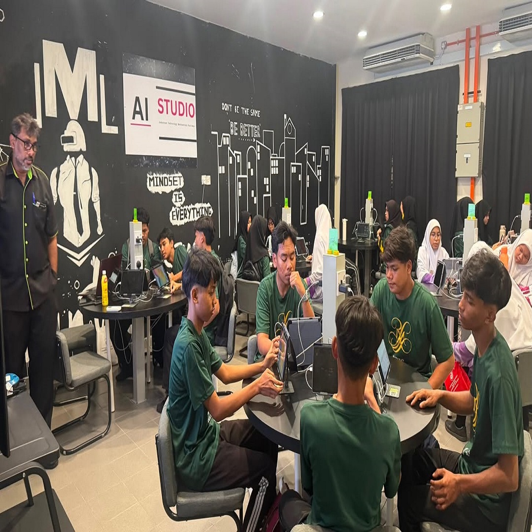 PERKONGSIAN KEPAKARAN PENGAJAR IKTBN SEPANG KEPADA PELAJAR SEKOLAH MENENGAH DAERAH SEPANG