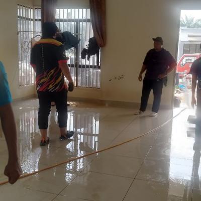 588822180 18429923164128954 4512118305488457453 N