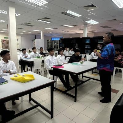 590393586 1472732898188492 2601976804539003812 N