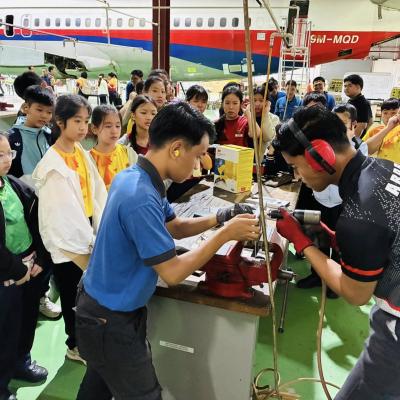 600305101 1483298767131905 2207530606386446397 N