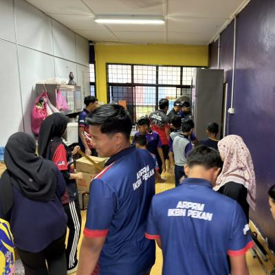 Program Sukarelawan Misi Bantuan Pra-Banjir di SK Paloh Hinai