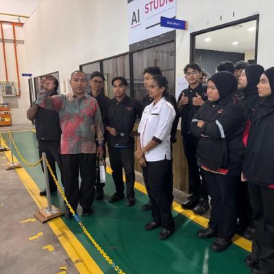 641307888 18444286975128954 3349614520799656528 N