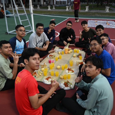 SEKAMPUNG IFTAR SATUKAN WARGA IKSN