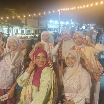 NIGHT MARKET IKBN PERETAK 'MERIAH, INTERAKTIF & PENUH JIWA USAHAWAN'