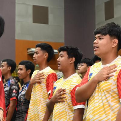 PENYERAHAN BENDERA KONTINJEN SUKAN ILKBS KE-38