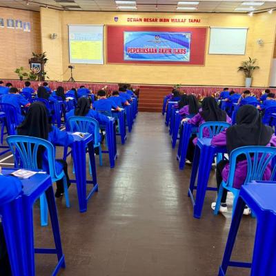 Exam Akhir 10