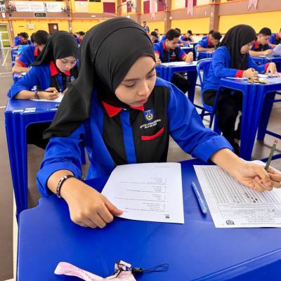 Exam Akhir 12