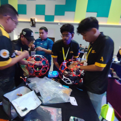 PASUKAN DRONE SOCCER IKSN RAIH NAIB JOHAN DI MY AERO CHALLENGE 2026