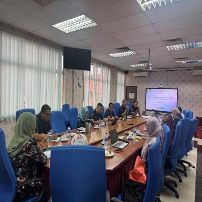 MEMPERKUKUH KERJASAMA STRATEGIK IKTBN SEPANG & HARTALEGA NGC