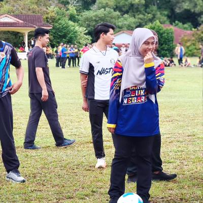 565222681 18020352437775794 6680892820215419088 N